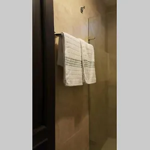 Habitación Privada 10 Min De La Playa, Entrada Independiente. Apartamento Santa Marta (Magdalena)